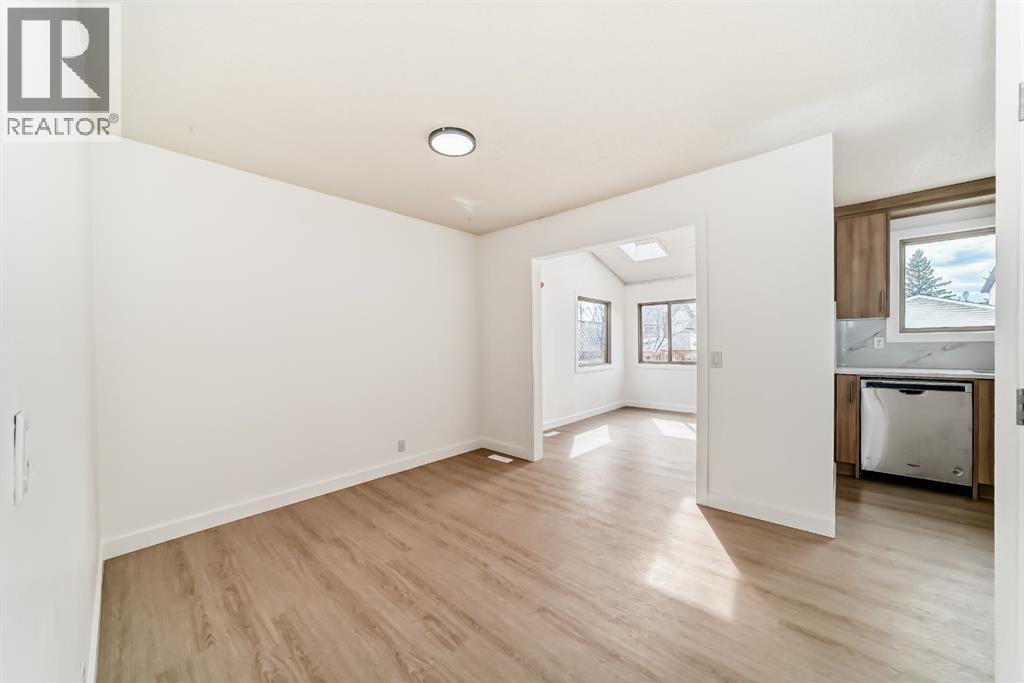 4327 38 Street Ne, Calgary, Alberta  T1Y 5E6 - Photo 9 - A2304883