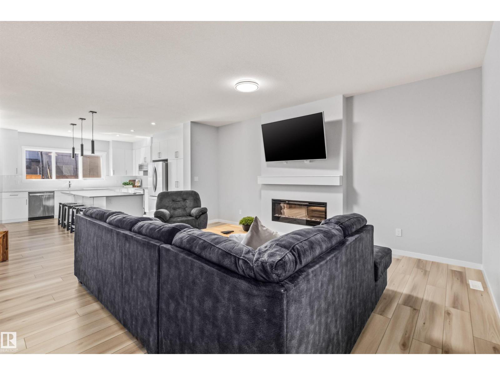 7113 177a Av Nw Nw, Edmonton, Alberta  T5Z 0T4 - Photo 4 - E4485494