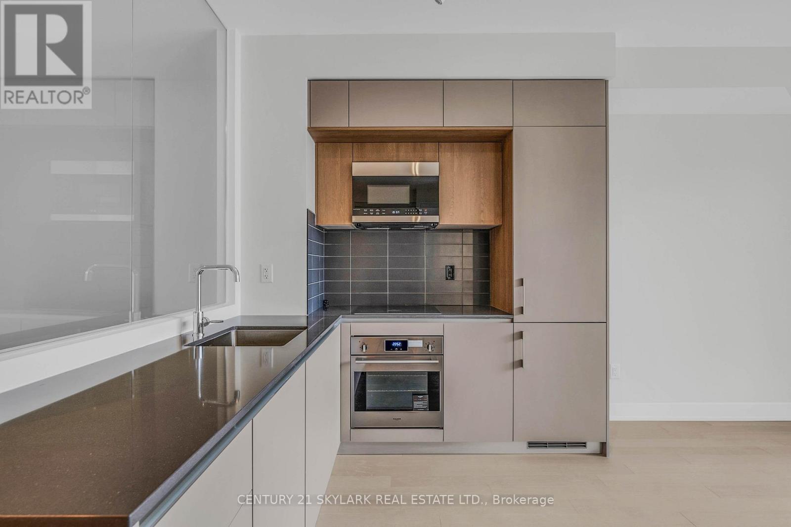 204 - 322 Dupont Street, Toronto, Ontario  M5R 0E3 - Photo 11 - C13075188