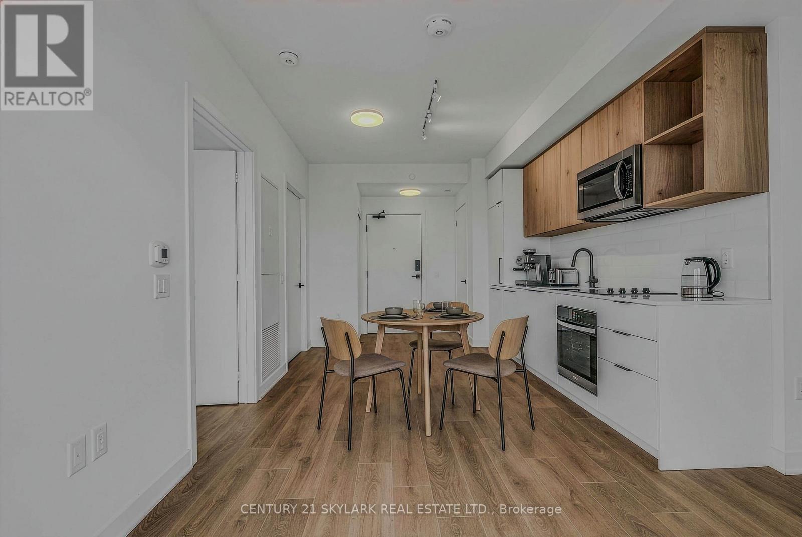 1404 - 1185 Dupont Street, Toronto, Ontario  M6H 0G5 - Photo 3 - W13073824