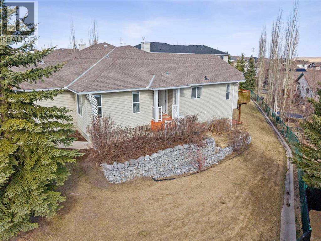 16, 117 Bow Ridge Drive, Cochrane, Alberta  T4C 2G9 - Photo 4 - A2307336