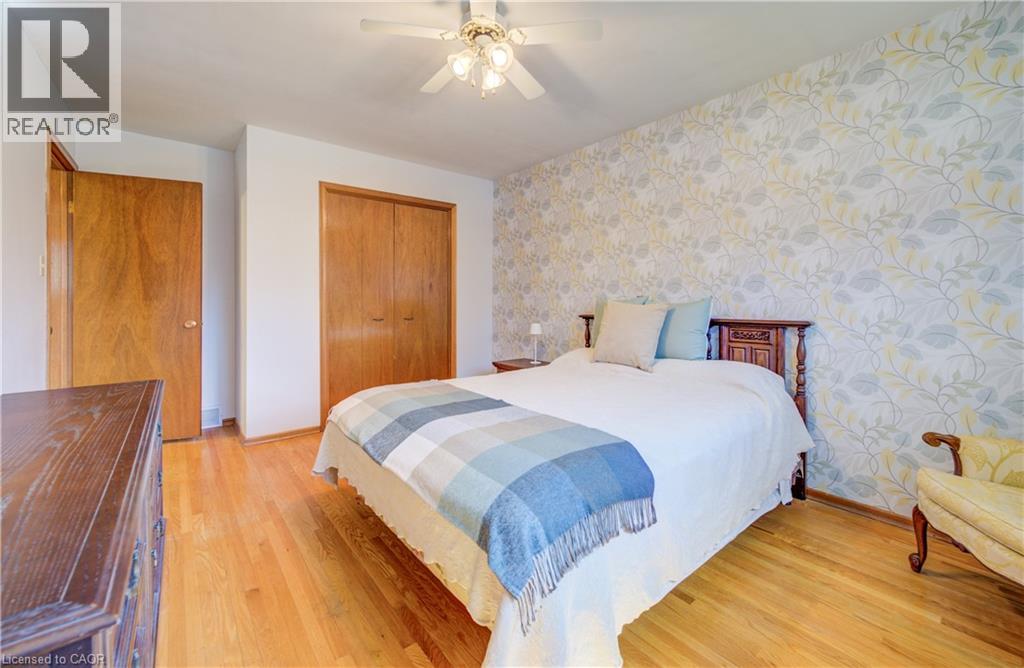 564 Glen Manor Boulevard, Waterloo, Ontario  N2L 4T6 - Photo 24 - 40820028