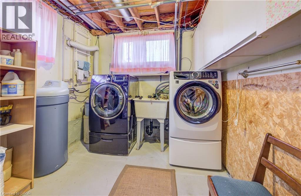 564 Glen Manor Boulevard, Waterloo, Ontario  N2L 4T6 - Photo 34 - 40820028