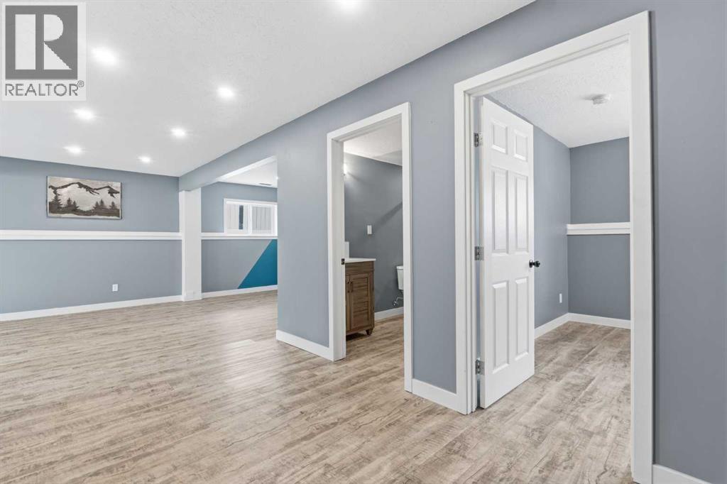 15 Wellwood Drive, Whitecourt, Alberta  T7S 1T8 - Photo 23 - A2291653