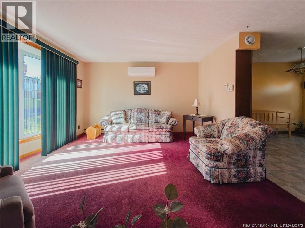 120 Wilson Street, Woodstock, New Brunswick  E7M 3A3 - Photo 14 - NB127567