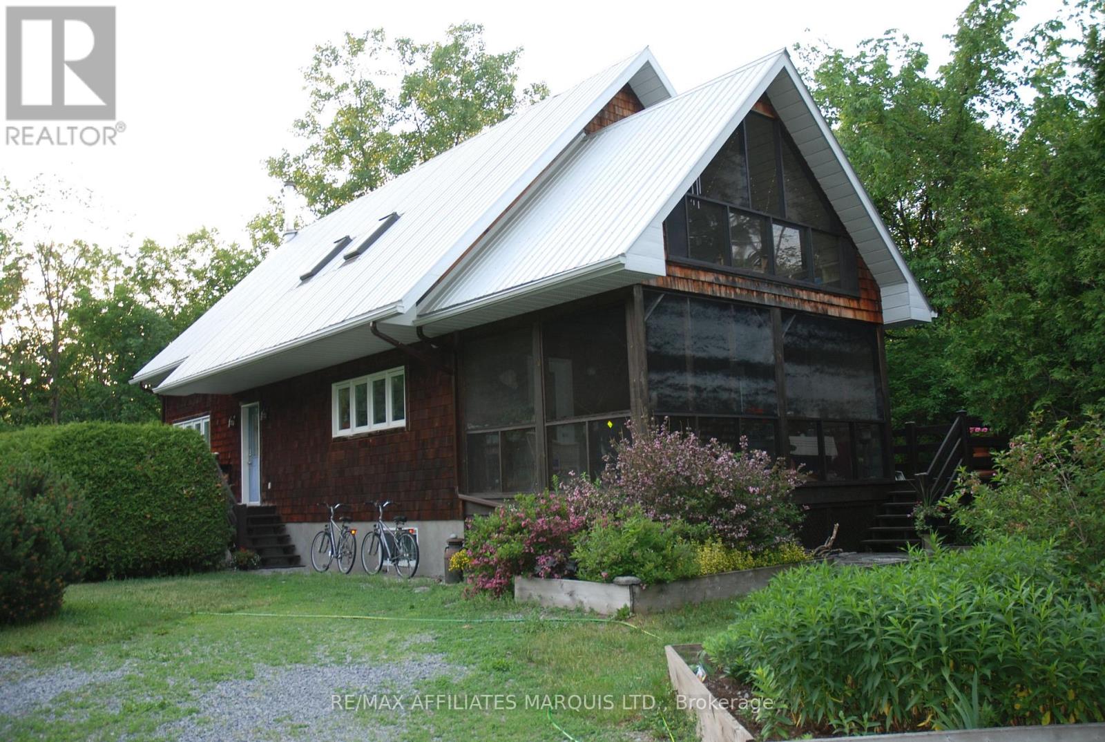 18863 Kenyon Con Rd 8 Road, North Glengarry, Ontario  K0C 1T0 - Photo 1 - X13075510