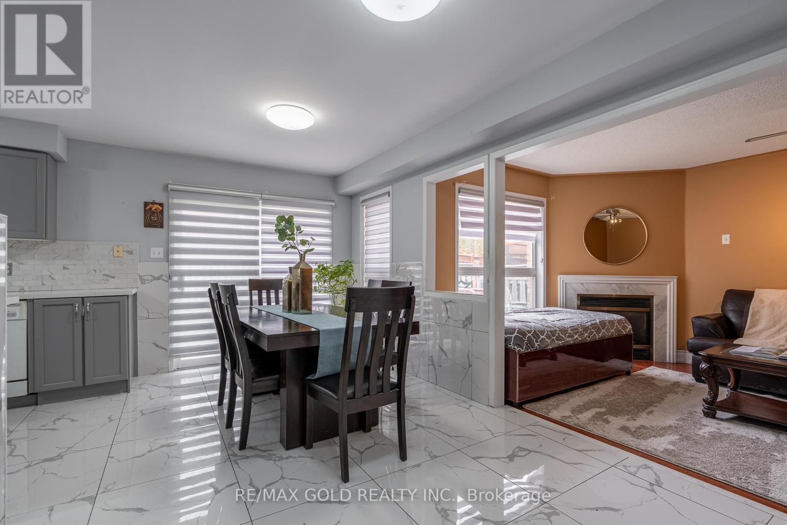 104 Sunny Meadow Boulevard, Brampton, Ontario  L6R 2C5 - Photo 13 - W13070954