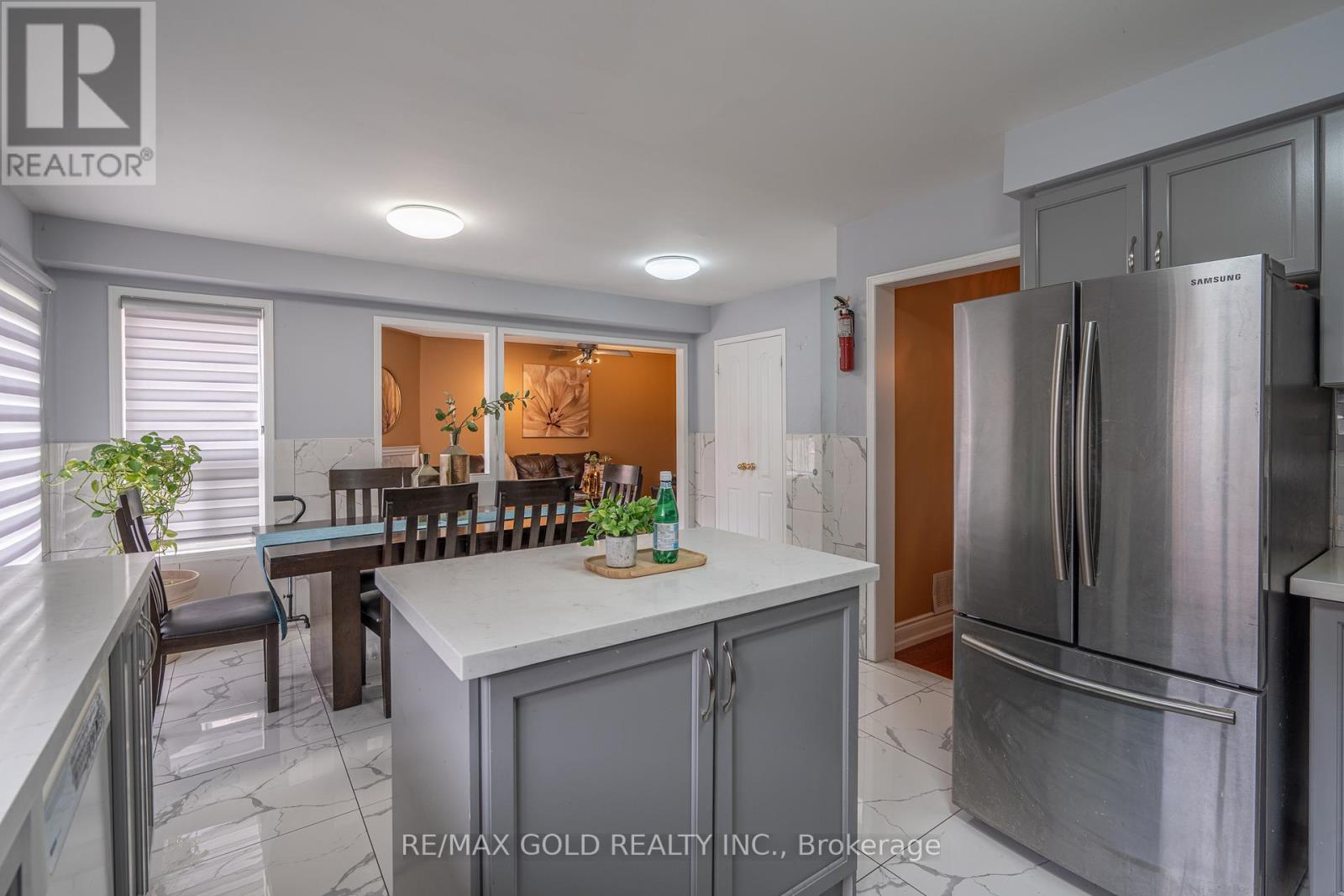 104 Sunny Meadow Boulevard, Brampton, Ontario  L6R 2C5 - Photo 21 - W13070954