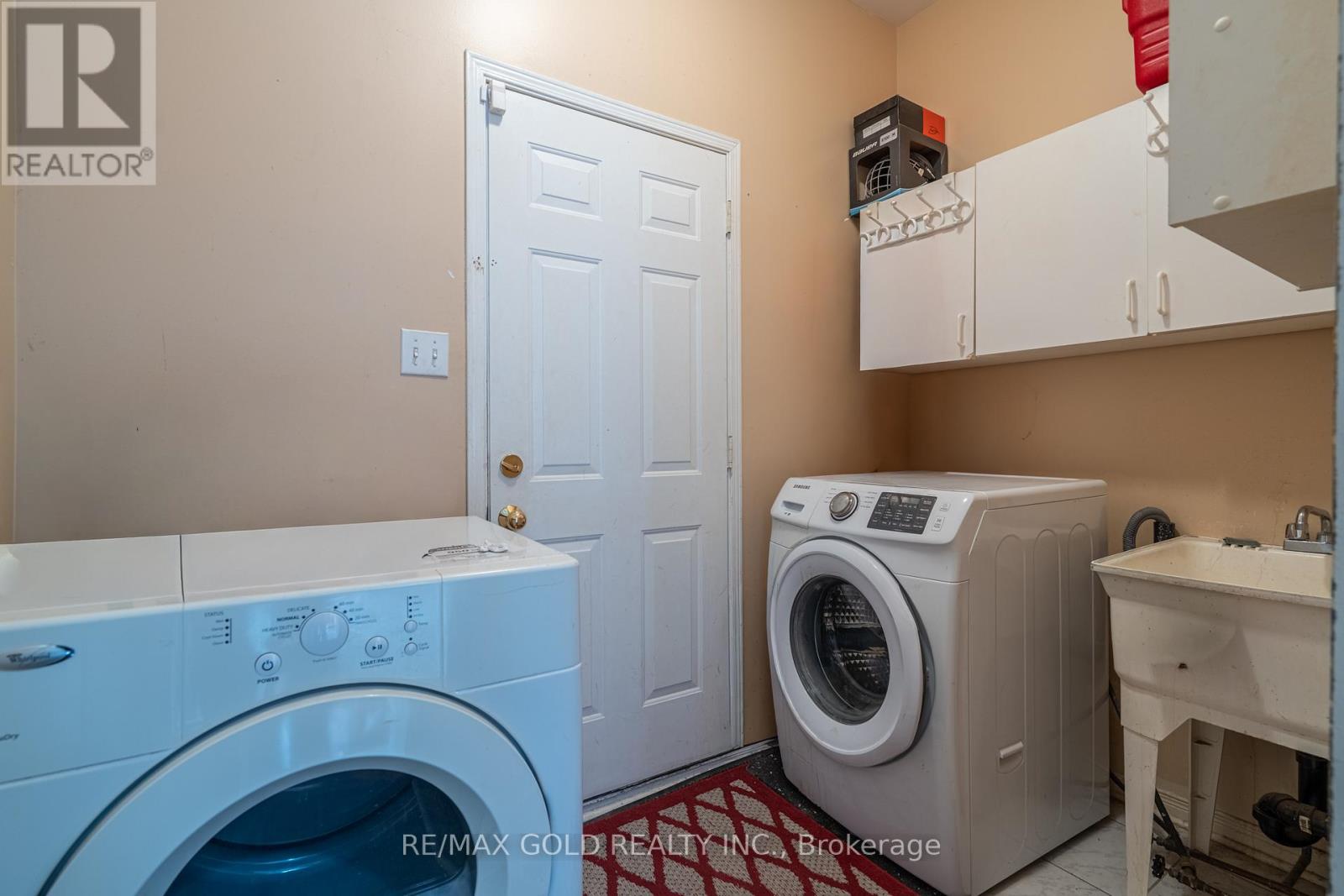 104 Sunny Meadow Boulevard, Brampton, Ontario  L6R 2C5 - Photo 9 - W13070954