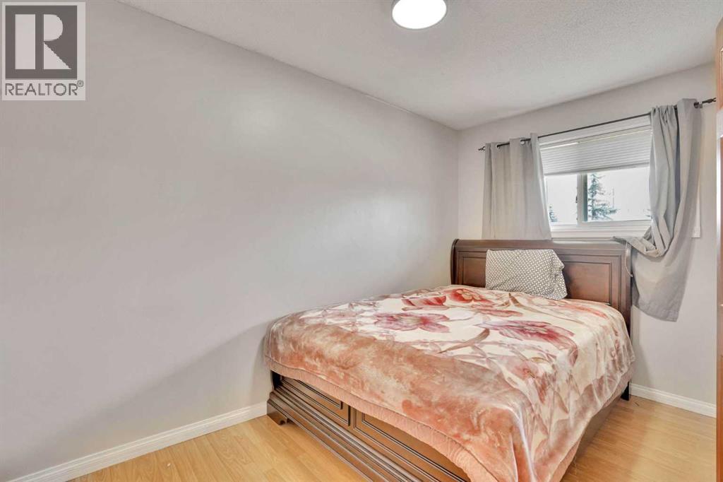 1004 Penrith Crescent SE, Calgary, Alberta  T2A 2H7 - Photo 10 - A2301823
