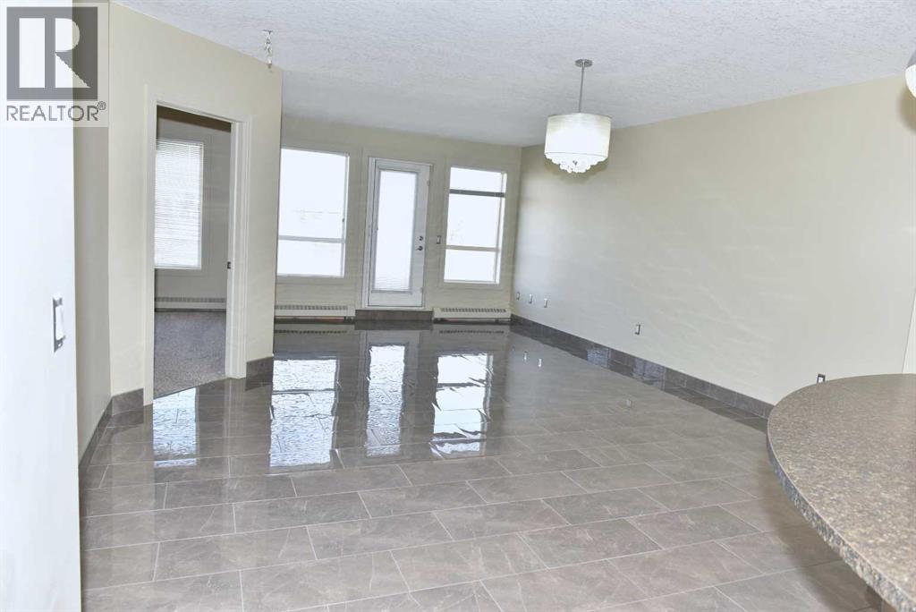 411, 3101 34 Avenue NW, Calgary, Alberta  T2L 2A3 - Photo 4 - A2304852