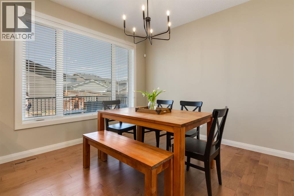 380 Evanspark Gardens Nw, Calgary, Alberta  T3G 0P5 - Photo 12 - A2306892