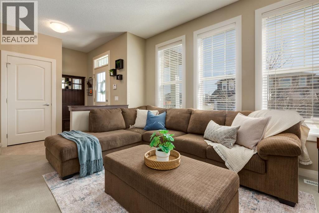 380 Evanspark Gardens Nw, Calgary, Alberta  T3G 0P5 - Photo 4 - A2306892