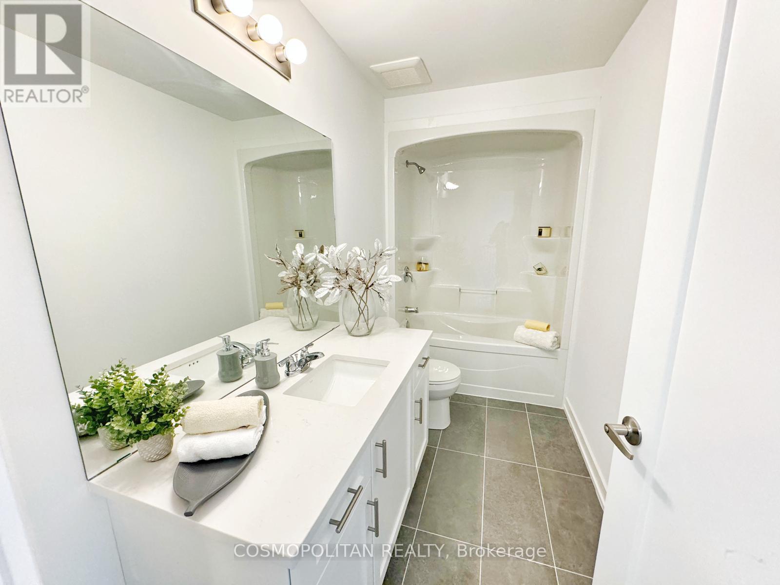 22 Marina Place, Welland, Ontario  L3B 0N7 - Photo 33 - X13075574