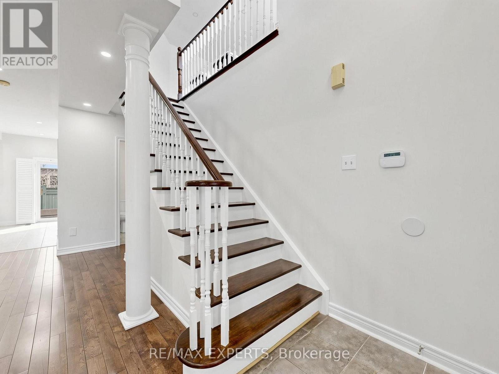 30 Johncrest Way, Vaughan, Ontario  L4H 2K6 - Photo 18 - N13069852
