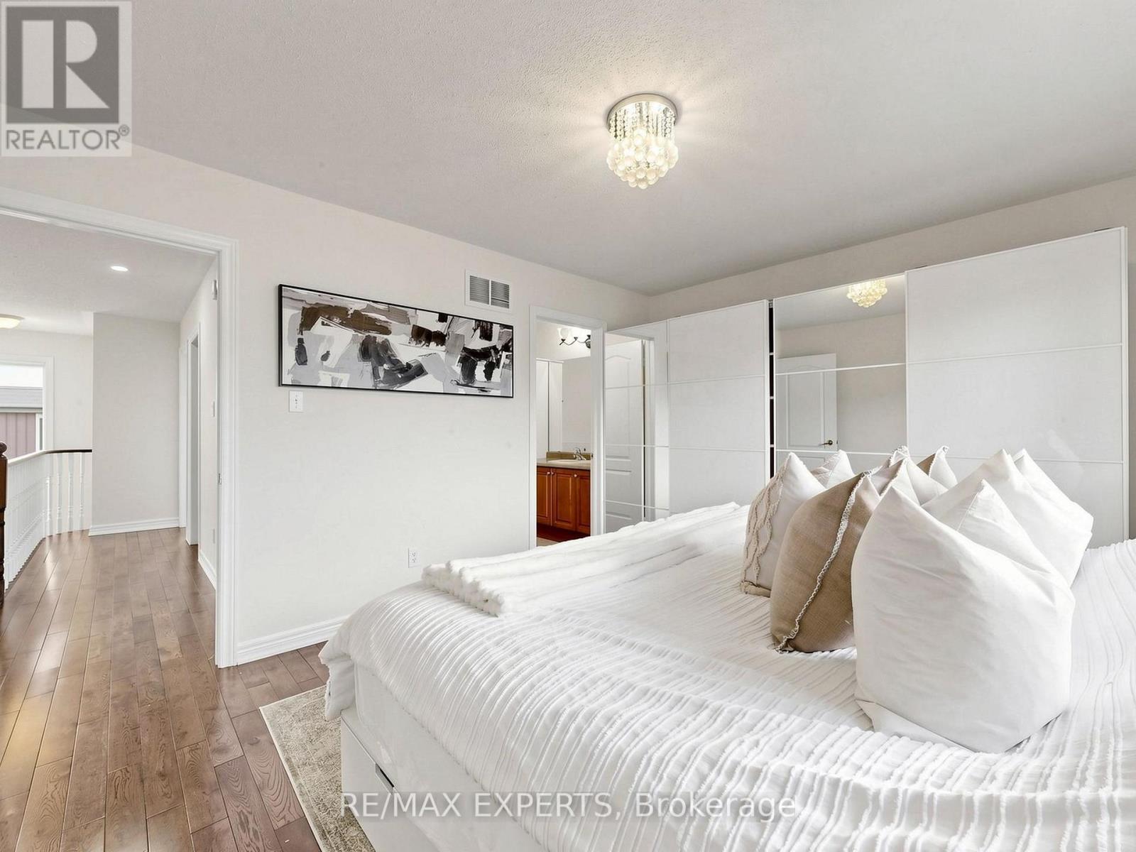30 Johncrest Way, Vaughan, Ontario  L4H 2K6 - Photo 26 - N13069852