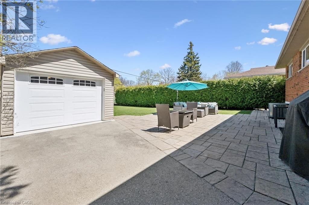1311 Royal Drive, Burlington, Ontario  L7P 2G2 - Photo 34 - 40825022