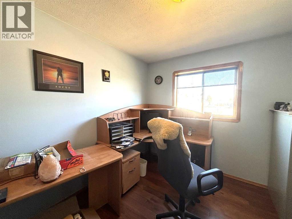 4036 55 Avenue, Whitecourt, Alberta  T7S 1C5 - Photo 12 - A2307002