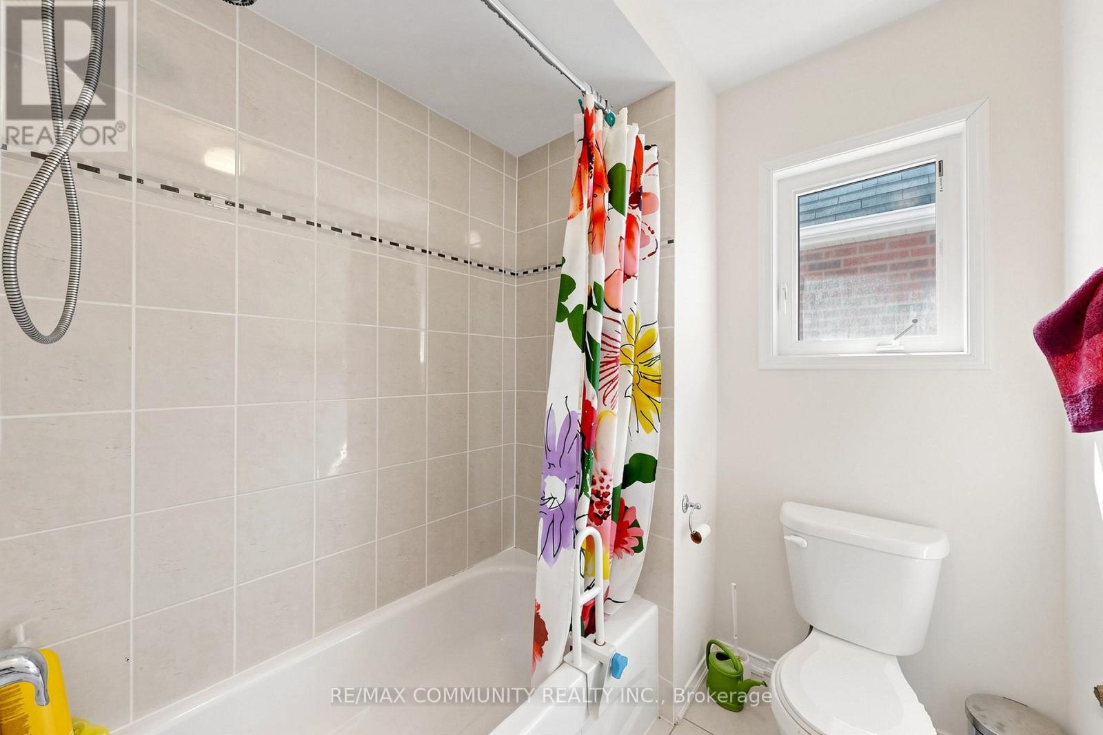 2021 Kurelo Drive, Oshawa, Ontario  L1K 0W7 - Photo 26 - E13075598