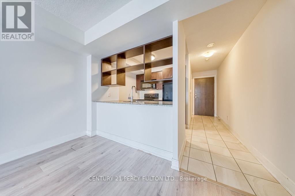 3105 - 125 Village Green Square, Toronto, Ontario  M1S 0G3 - Photo 8 - E13075606