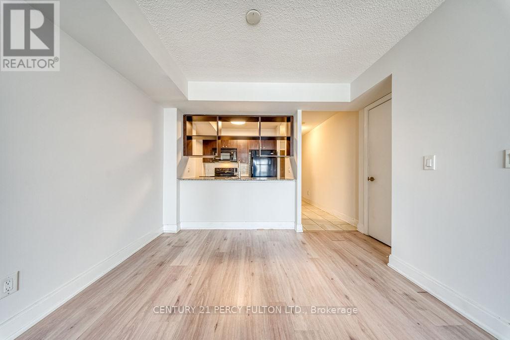3105 - 125 Village Green Square, Toronto, Ontario  M1S 0G3 - Photo 9 - E13075606
