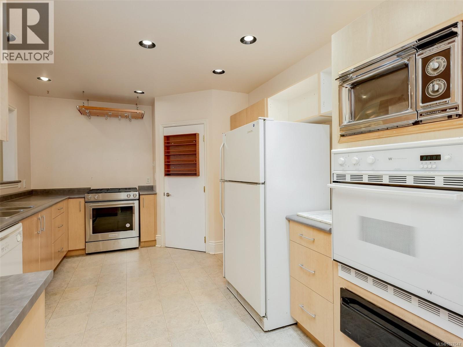 756 Newbury St, Saanich, British Columbia  V9A 2C1 - Photo 21 - 1027547