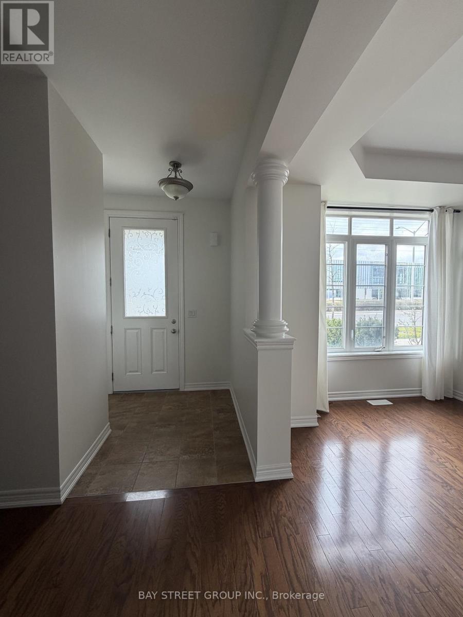 3099 Neyagawa Boulevard, Oakville, Ontario  L6M 4L7 - Photo 4 - W13075580