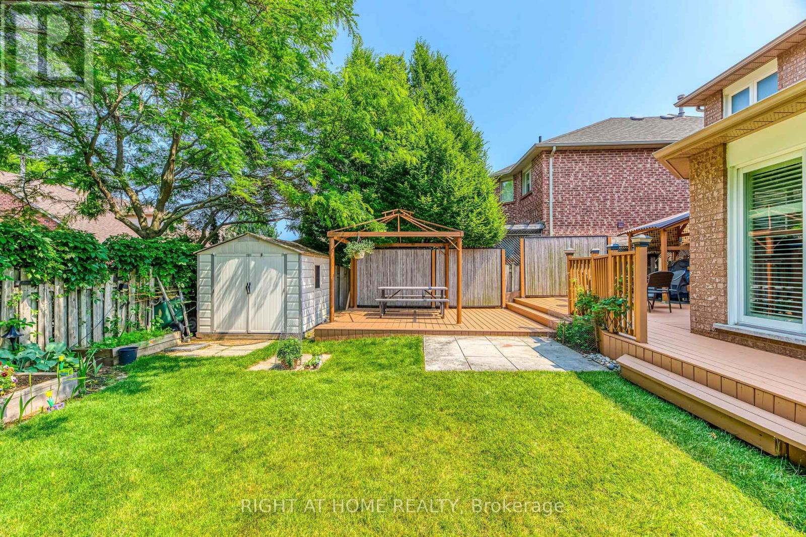 1092 Old Oak Drive, Oakville, Ontario  L6M 3K4 - Photo 33 - W13075584