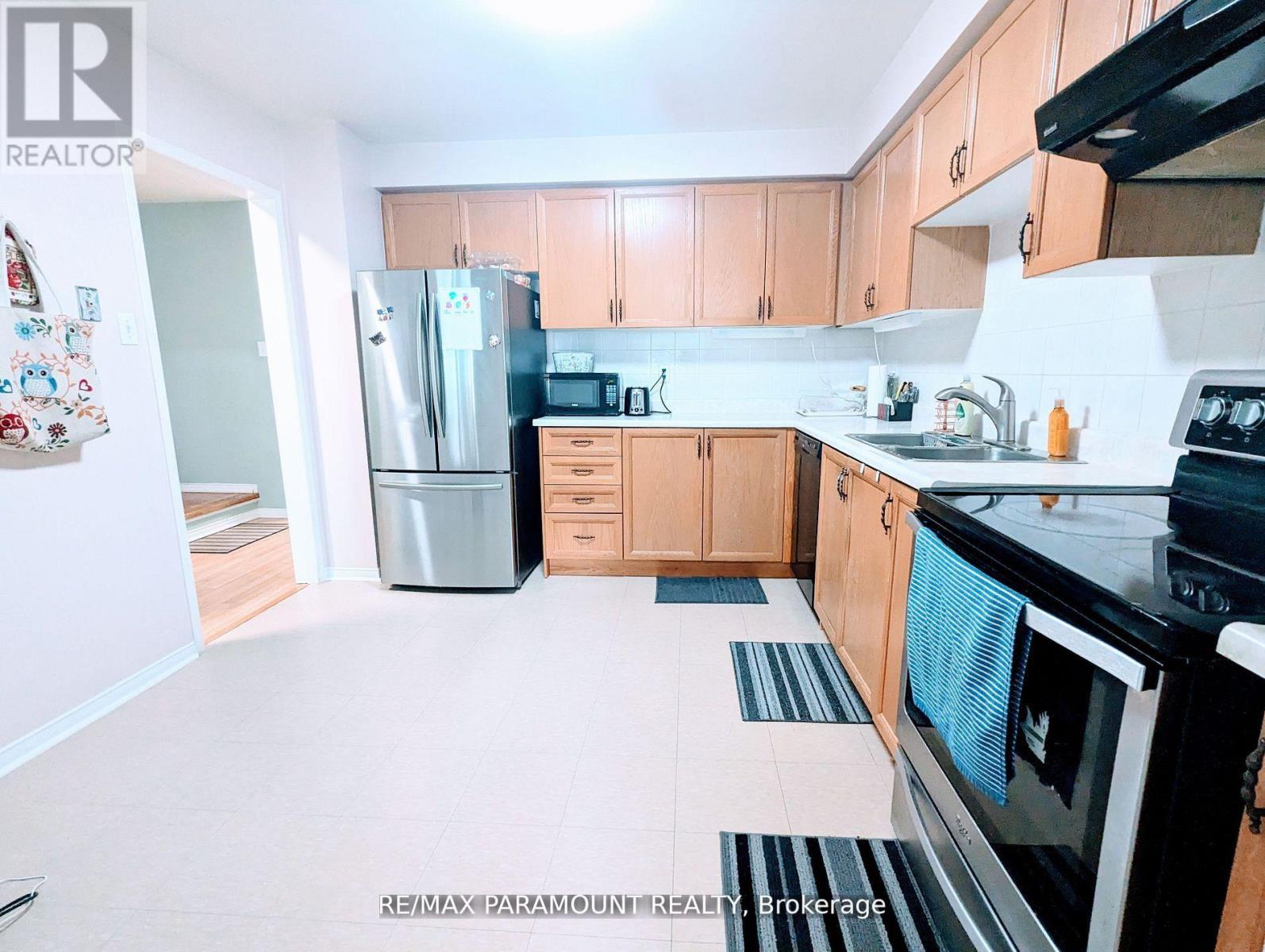37 Wickstead Court, Brampton, Ontario  L6R 1N8 - Photo 22 - W13075594