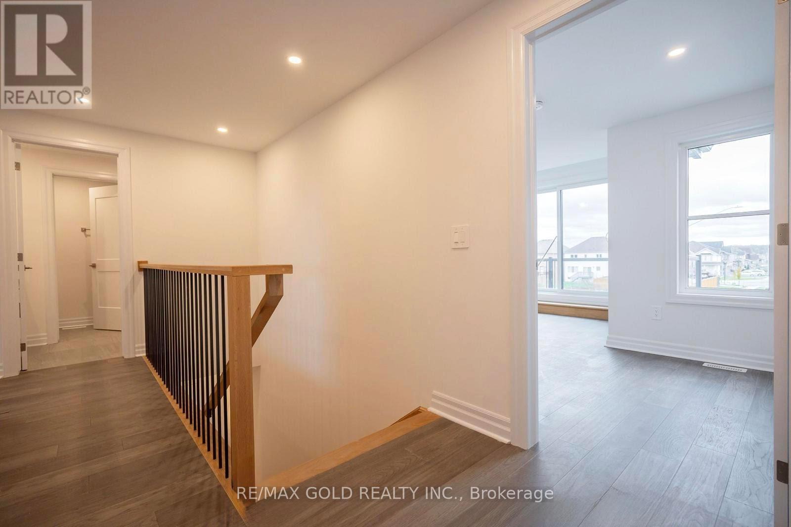 7507 Splendour Drive, Niagara Falls, Ontario  L2H 2Y6 - Photo 6 - X13075570