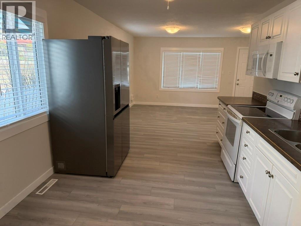309 100a Avenue, Dawson Creek, British Columbia  V1G 1X5 - Photo 11 - 10385706