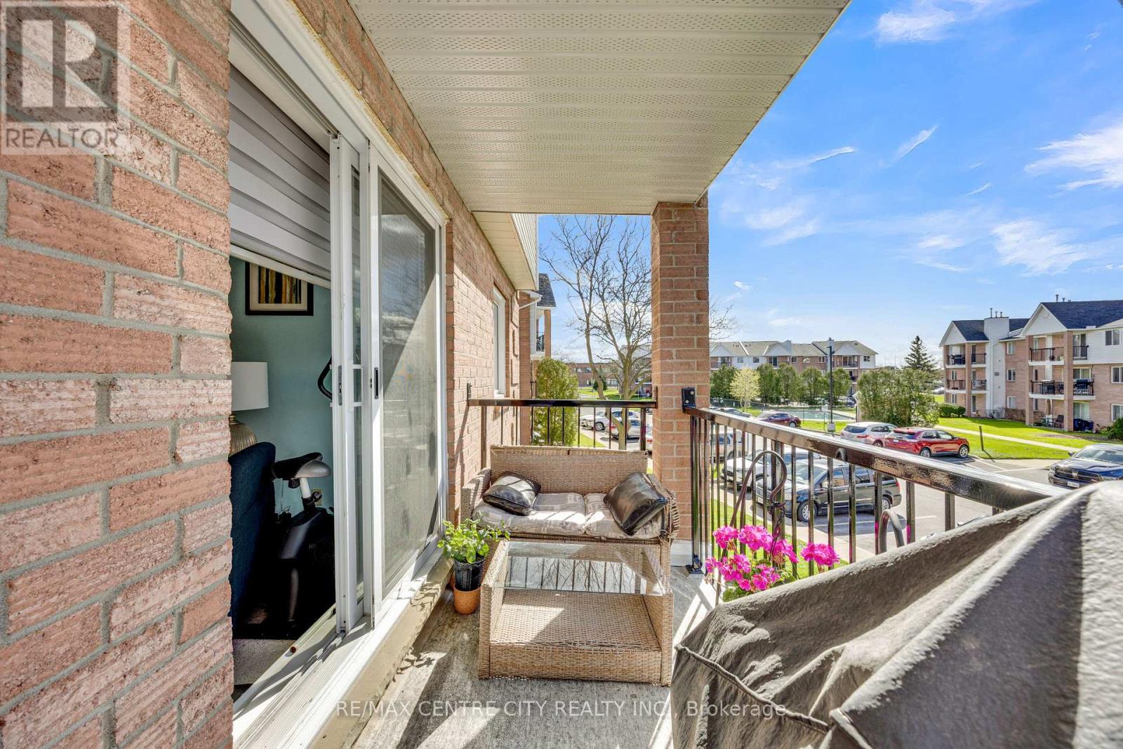 9 - 1096 Jalna Boulevard, London South, Ontario  N6E 3B8 - Photo 32 - X13075628