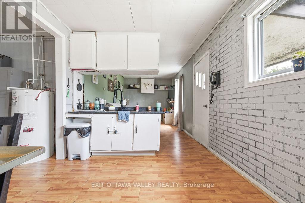528 Almira Street, Pembroke, Ontario  K8A 3Z9 - Photo 10 - X13075638