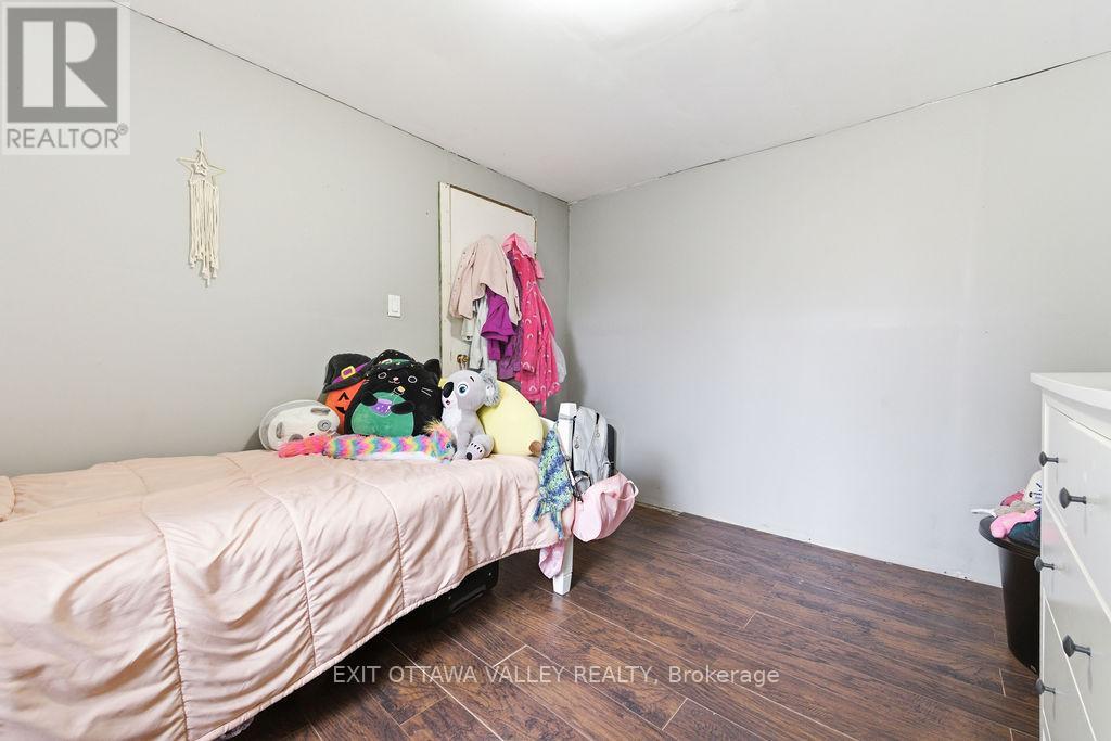 528 Almira Street, Pembroke, Ontario  K8A 3Z9 - Photo 14 - X13075638