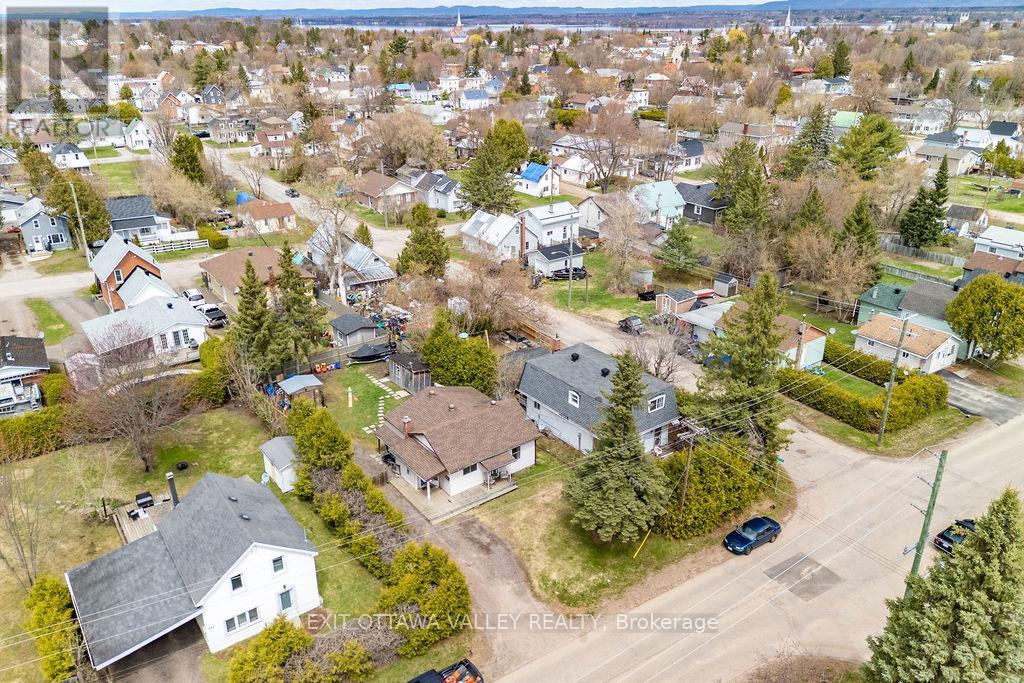 528 Almira Street, Pembroke, Ontario  K8A 3Z9 - Photo 30 - X13075638