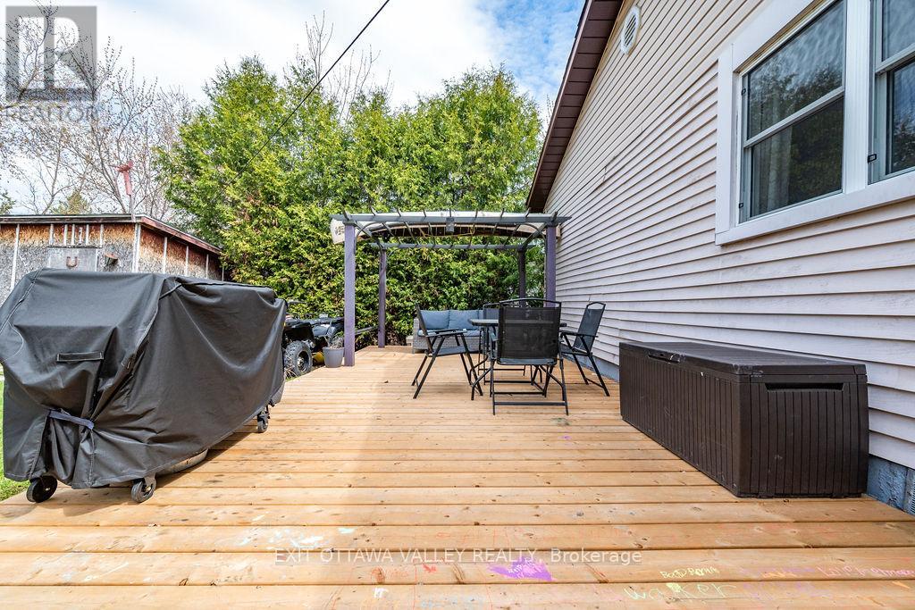 528 Almira Street, Pembroke, Ontario  K8A 3Z9 - Photo 36 - X13075638