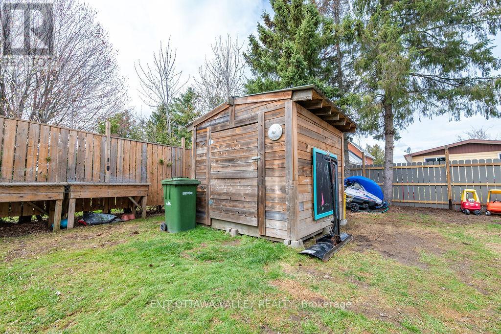 528 Almira Street, Pembroke, Ontario  K8A 3Z9 - Photo 42 - X13075638