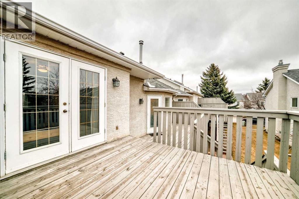 19 Sunlake Gardens Se, Calgary, Alberta  T2X 3G4 - Photo 25 - A2300691