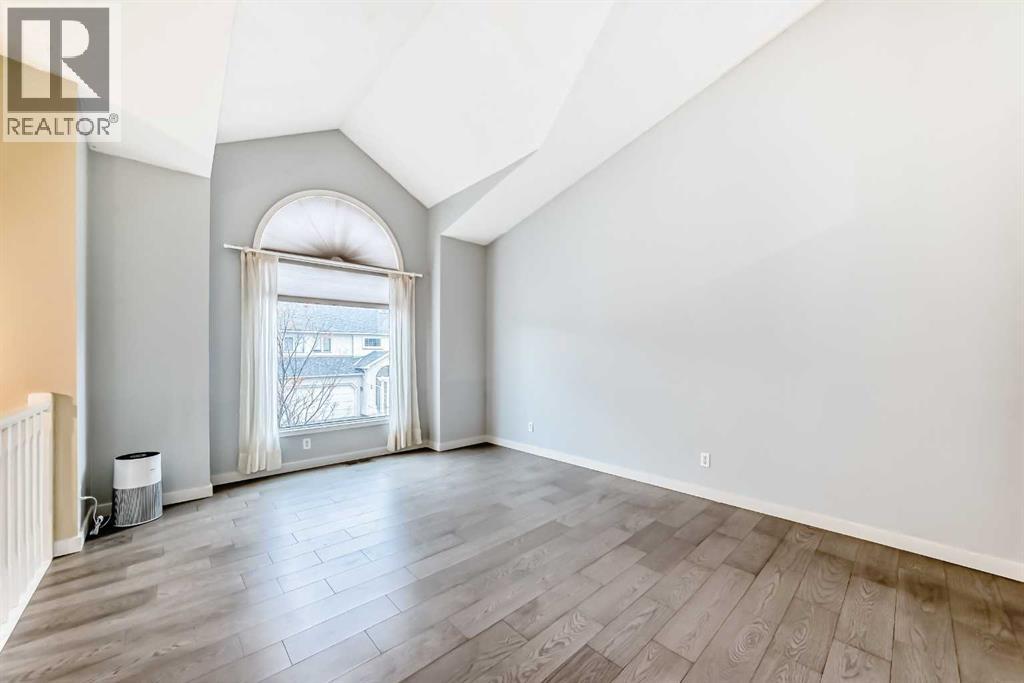 19 Sunlake Gardens Se, Calgary, Alberta  T2X 3G4 - Photo 7 - A2300691