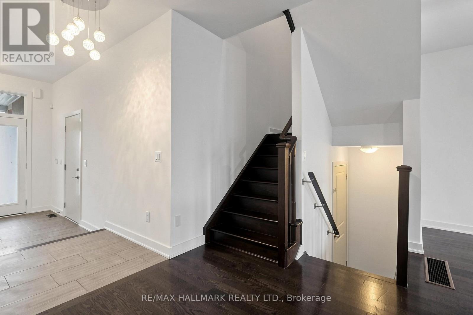 87 Dariole Drive, Richmond Hill, Ontario  L4E 0Z4 - Photo 33 - N13075656
