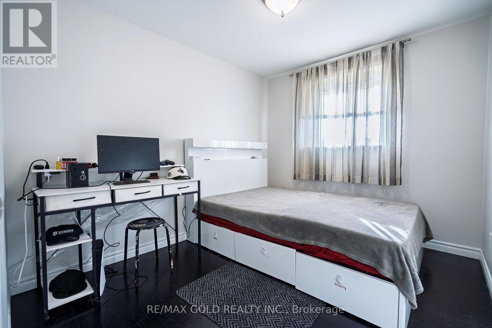 46 Elgin Drive, Brampton, Ontario  L6Y 1A8 - Photo 11 - W13075636