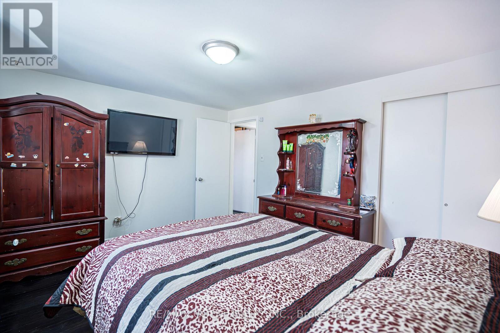46 Elgin Drive, Brampton, Ontario  L6Y 1A8 - Photo 12 - W13075636