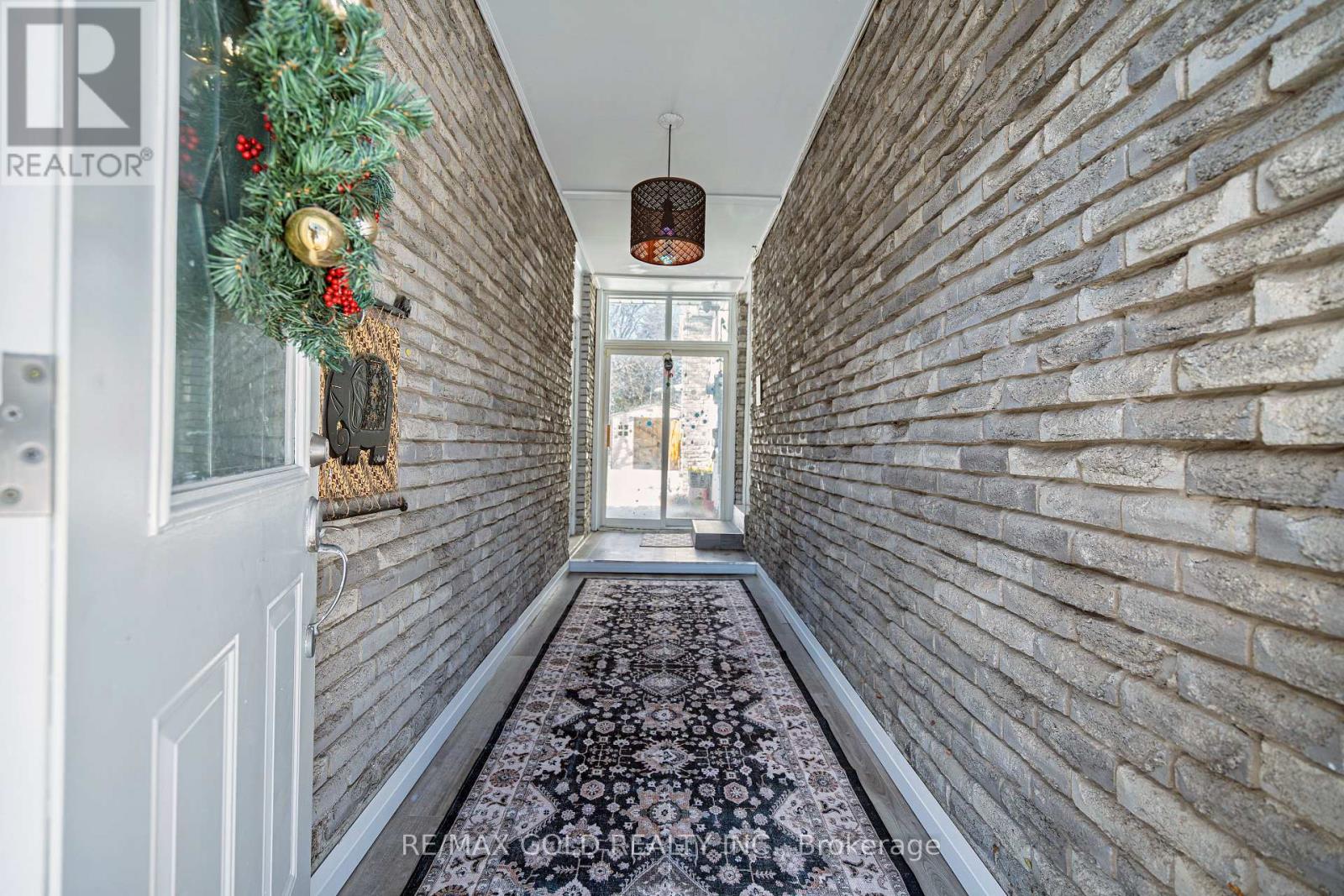 46 Elgin Drive, Brampton, Ontario  L6Y 1A8 - Photo 14 - W13075636