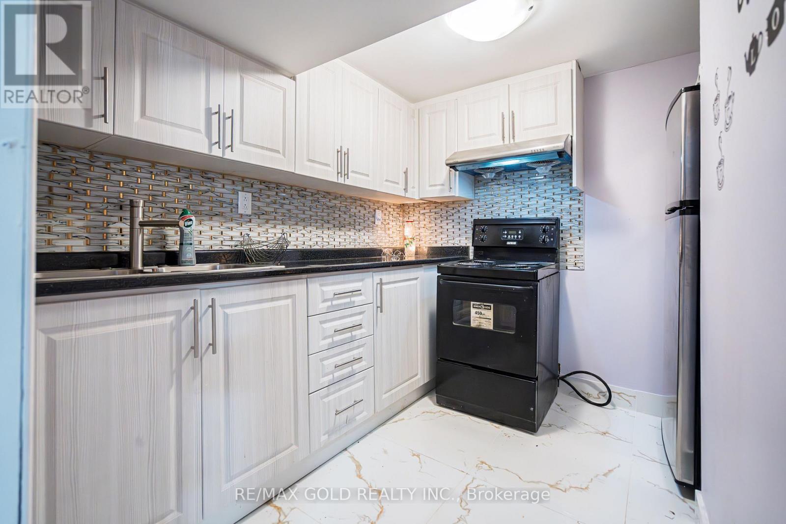 46 Elgin Drive, Brampton, Ontario  L6Y 1A8 - Photo 26 - W13075636
