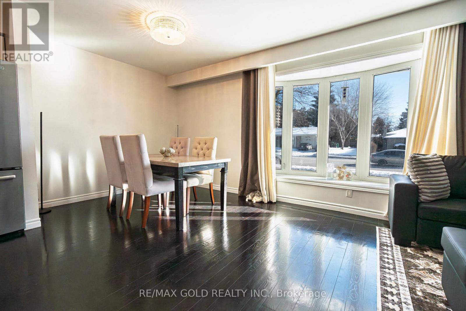46 Elgin Drive, Brampton, Ontario  L6Y 1A8 - Photo 9 - W13075636