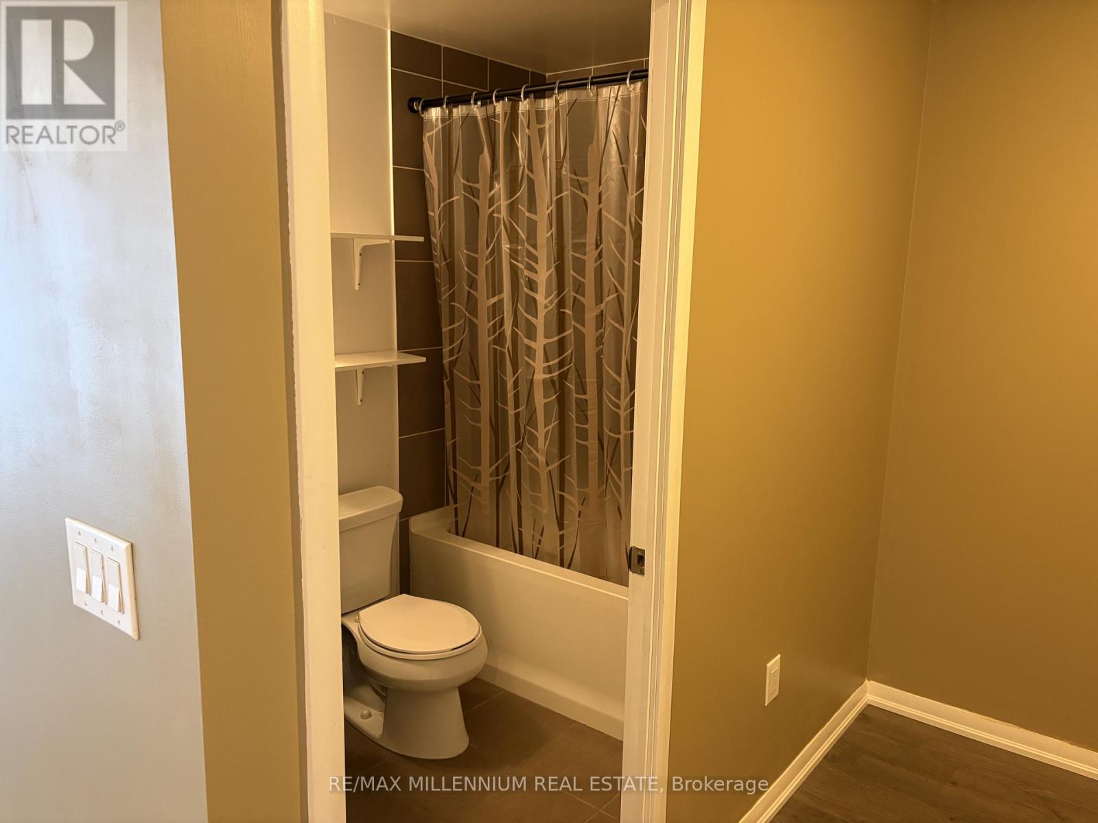3091 Dufferin Street, Toronto, Ontario  M6A 0C4 - Photo 6 - W13075648
