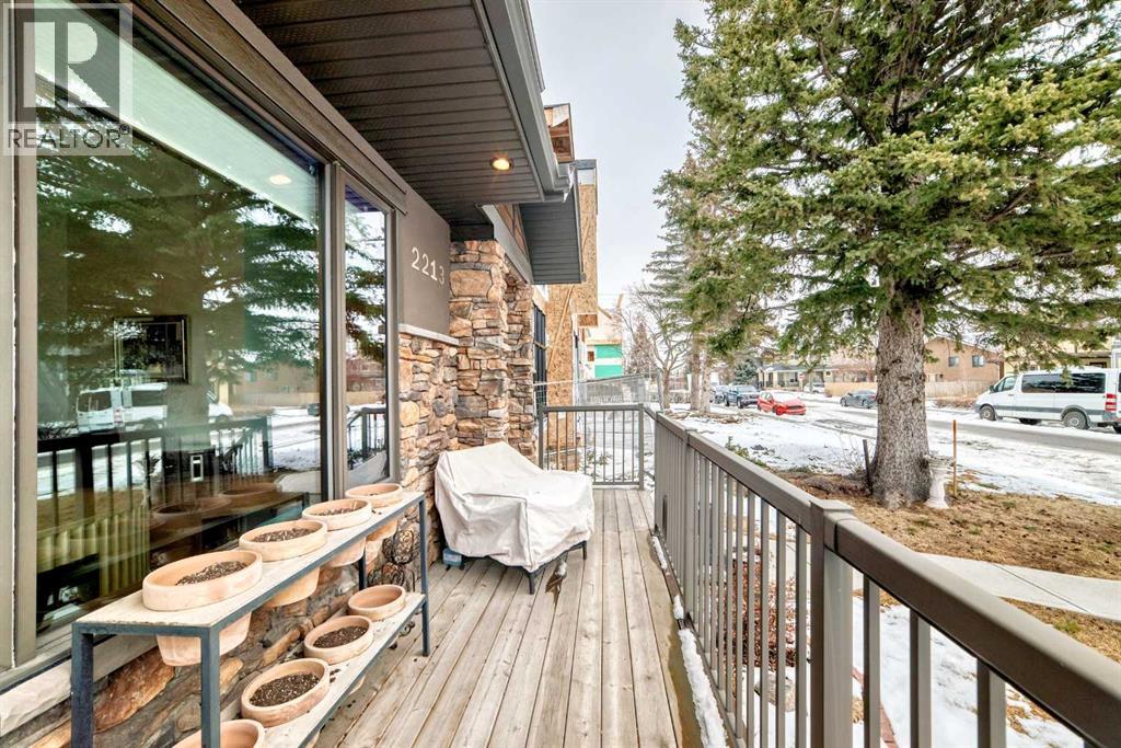 2213 27 Street SW, Calgary, Alberta  T3E 2E9 - Photo 3 - A2286297