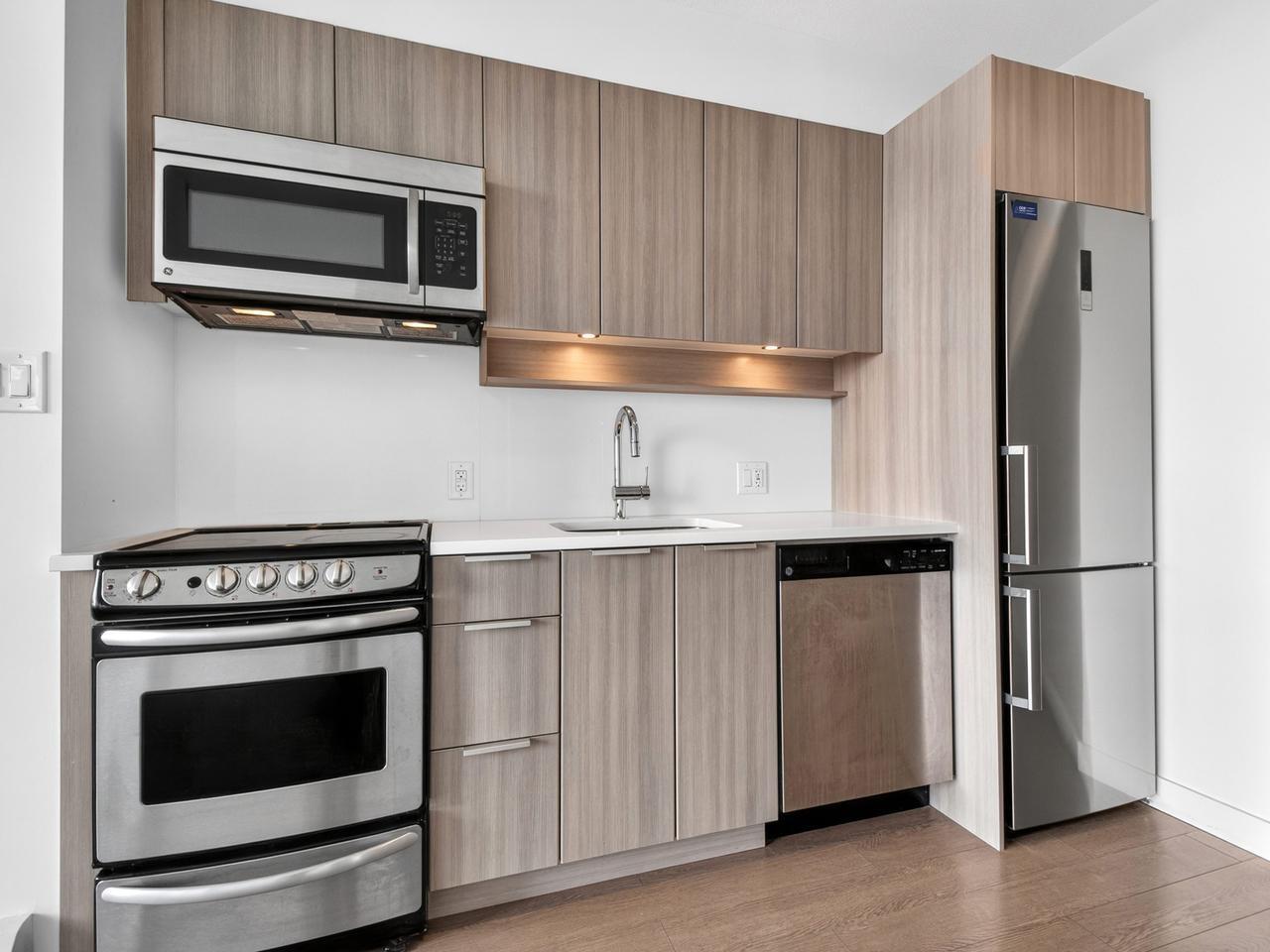 1907 13308 Central Avenue, Surrey, British Columbia  V3T 0M4 - Photo 8 - R3118690