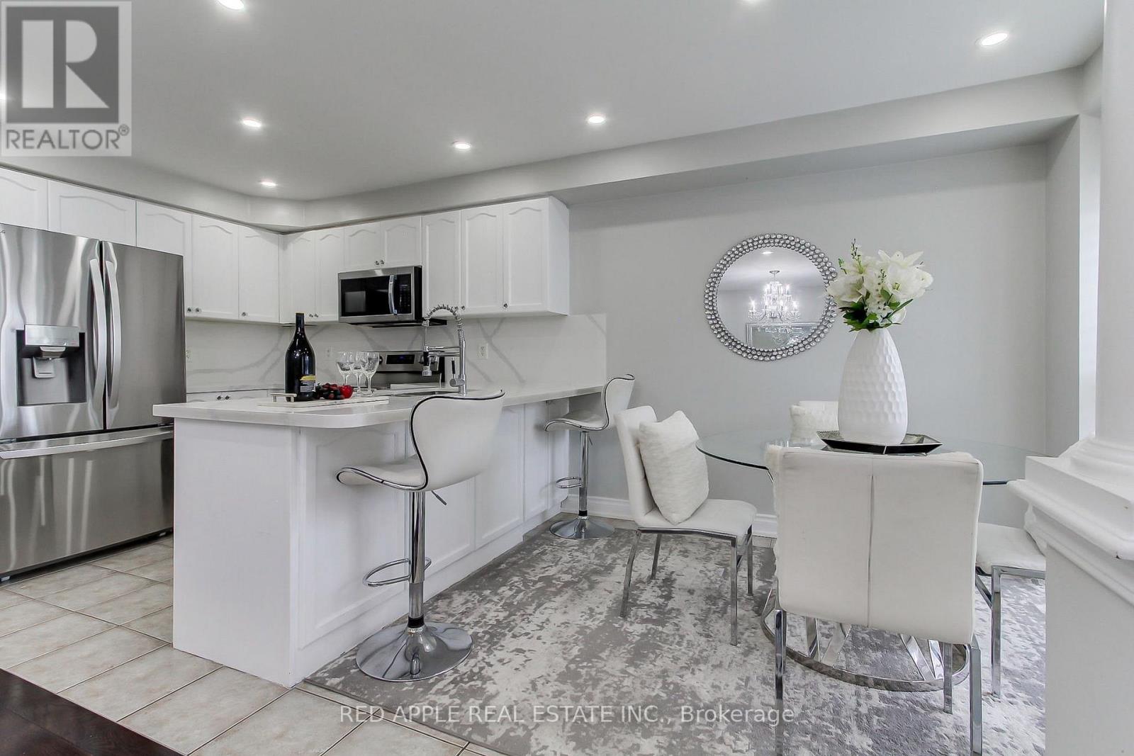 39 Booker Drive, Ajax, Ontario  L1Z 0H4 - Photo 12 - E13074288