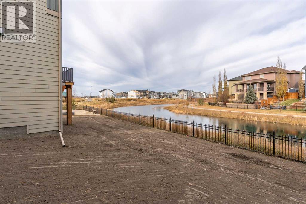 106 Monterey Bay SE, High River, Alberta  T1V 0K3 - Photo 33 - A2267748